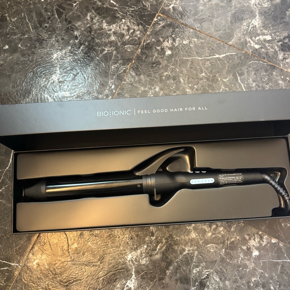 Bio Ionic Black Curling Iron